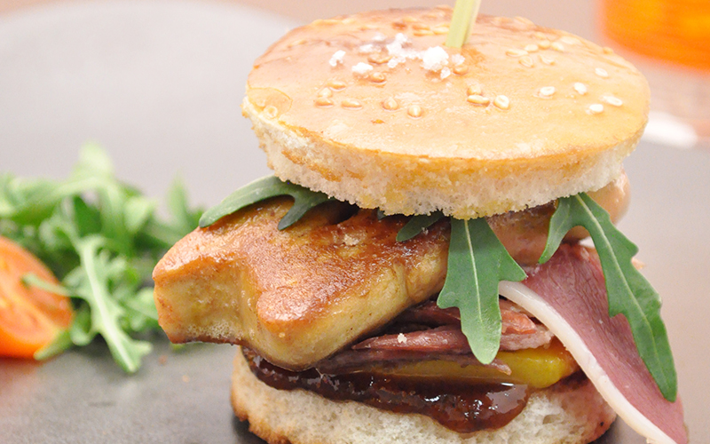 Mini burger de canard confit au foie gras de canard Ernest Soulard
